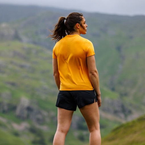 Inov-8 Graphic T-Shirt Ss ''Brand'' Women's Yellow Inov-8 Graphic T-Shirt Ss ''Brand'' Women's Yellow